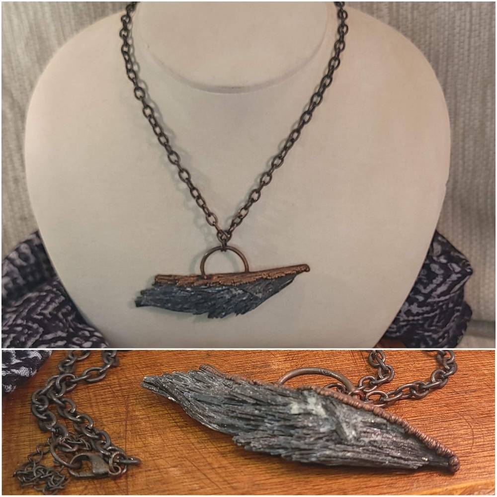 Gray painted stone pendant necklace